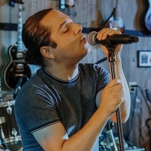 Meet your Posher, Brandon